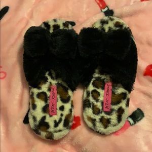 Betsey Johnson Slippers